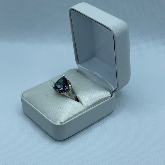 Blue Mystic Topaz in Sterling Silver Cocktail Ring - Picture 3 of 4